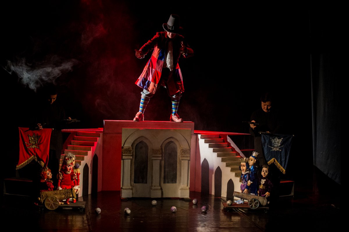 O nouă propunere (online) a Trupei Marionete – „Gulliver în țara Lilliput”