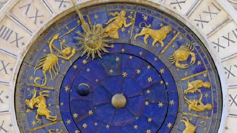 Horoscop 19 aprilie - Zodia care trece prin foc și sabie. Necazurile se țin scai