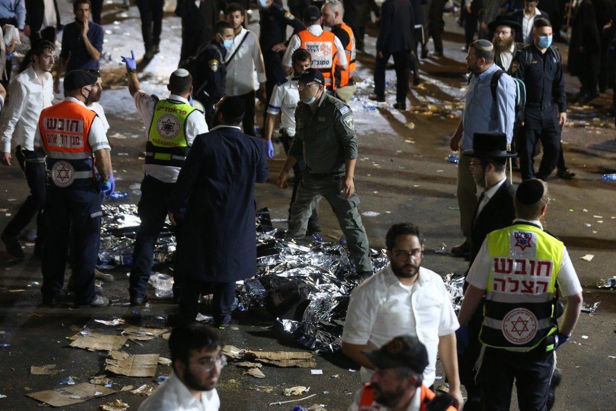 Zeci de victime la cel mai mare pelerinaj organizat în Israel de la începutul pandemiei (FOTO şi VIDEO)