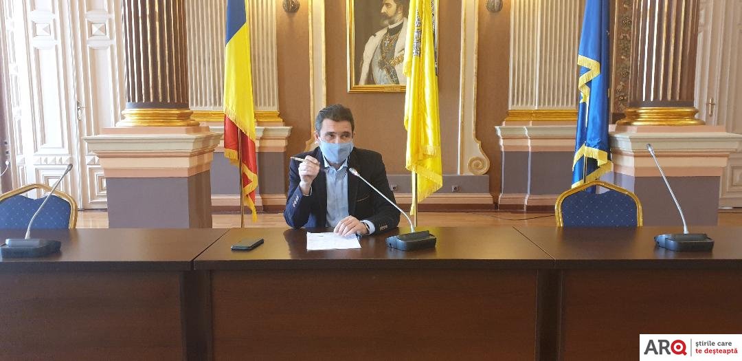 Primarul a făcut anunţul: dispar până la 200 din posturile ocupate în Primărie şi instituţiile subordonate