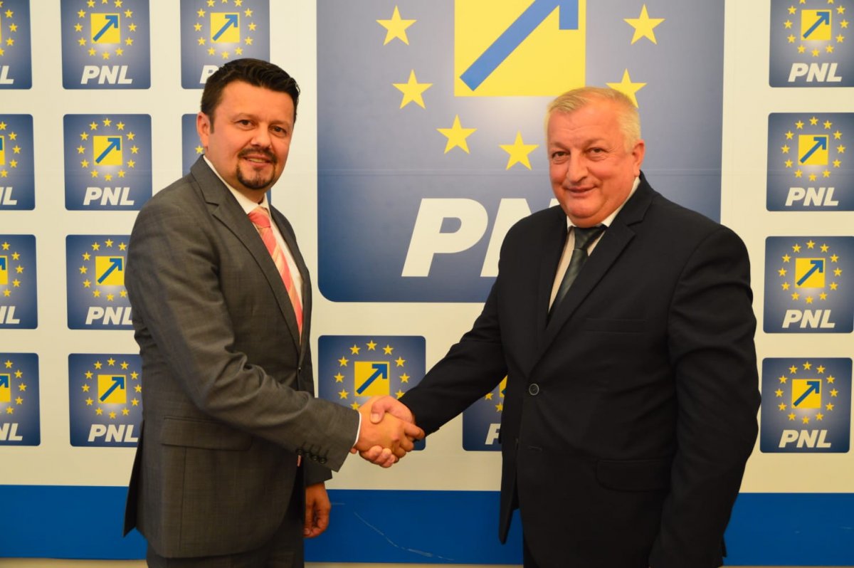 Dănuţ Codrean, primarul ales al comunei Zăbrani: „Oamenii m-au cunoscut şi au apreciat munca depusă pentru comunitate”