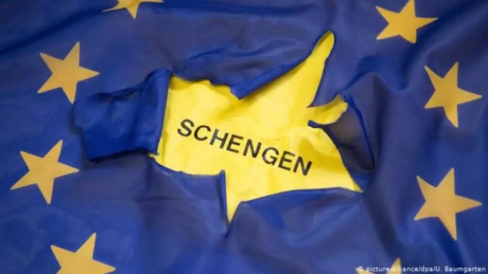 Parlamentul European solicită primirea Bulgariei şi României în Schengen