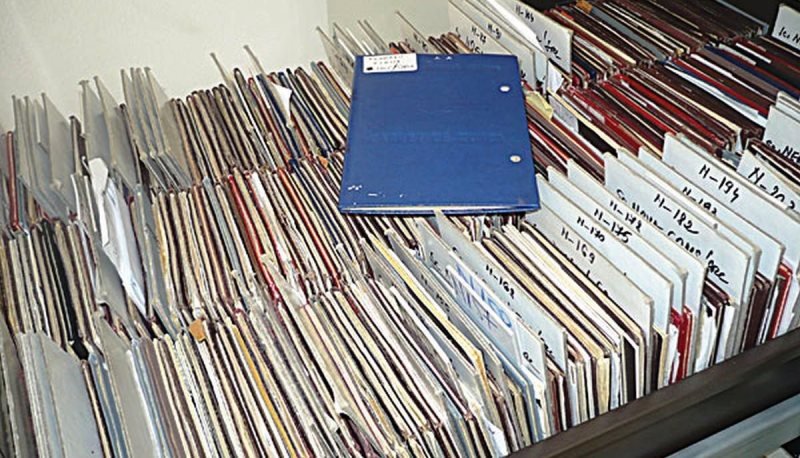 Peste 13.500 de cărţi de muncă abandonate de arădeni la ITM