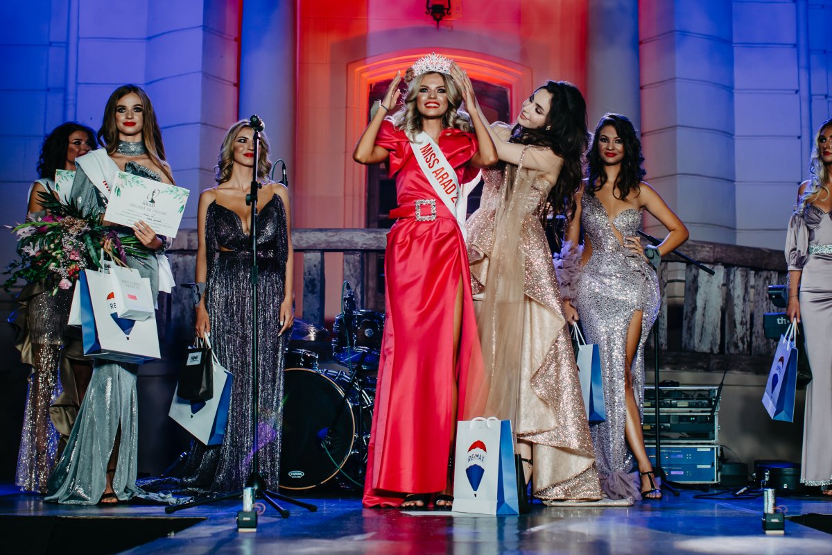 Au început pregătirile pentru Miss Arad 2021