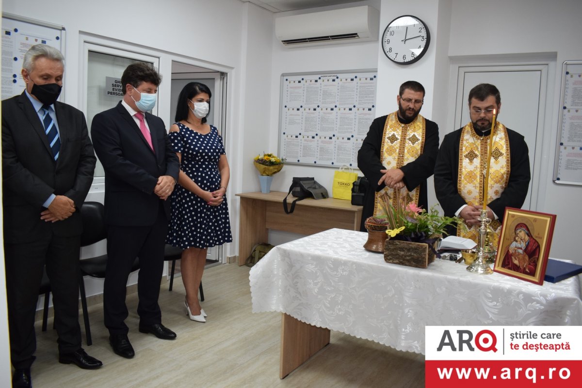 Consiliul Județean Arad a inaugurat ieri noul sediu al Direcției Generale de Evidență a Persoanelor.