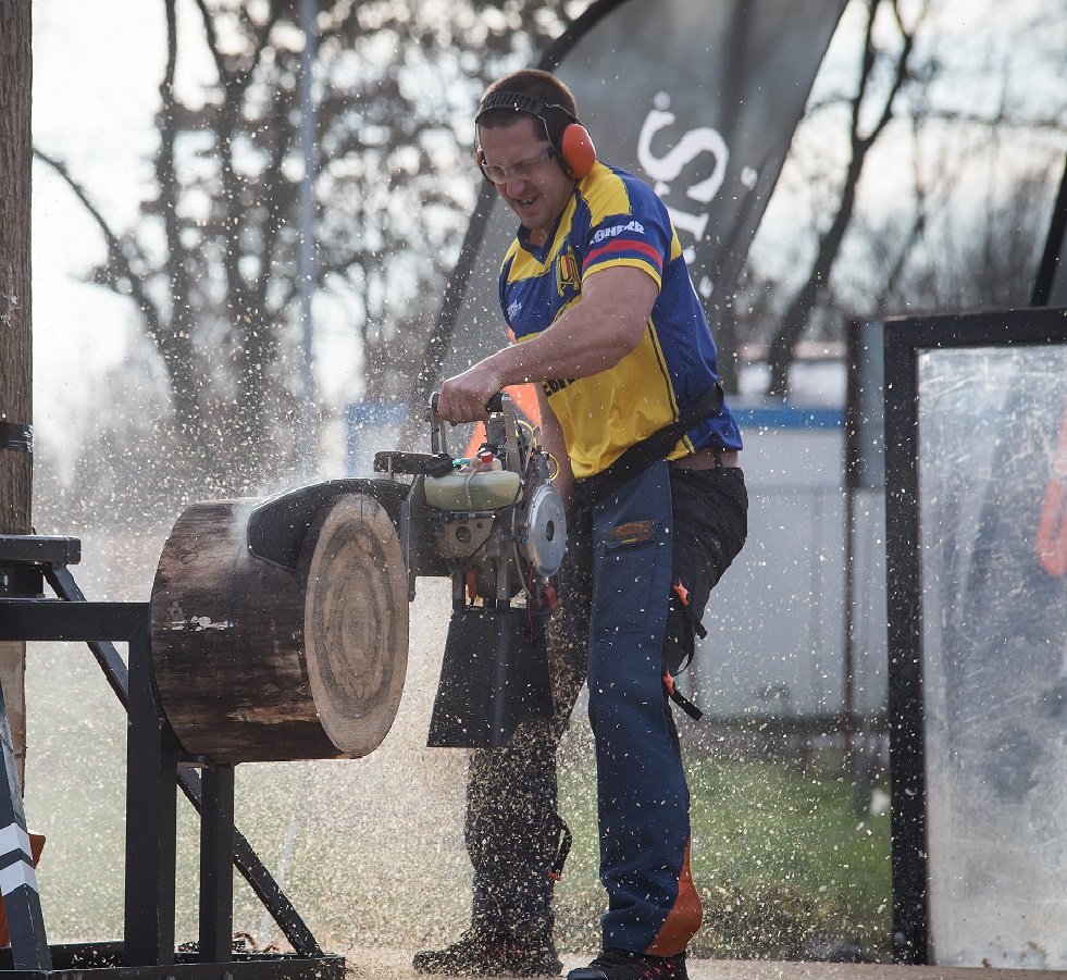 Ionel Mariniță este noul campion național la tăiat lemne în competiția STIHL TIMBERSPORTS. Campionatul avut loc duminică la Săcuieni