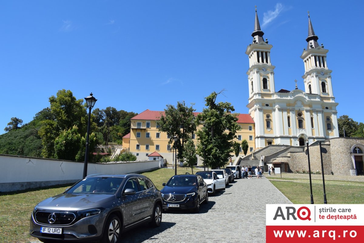 Caravana mașinilor Mercedes - Benz full-electrice, organizată de Auto Schunn pe Valea Mureșului