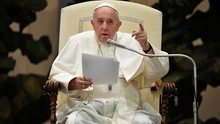 Papa Francisc face un nou apel la vaccinarea anti-COVID: „Este un act de iubire”