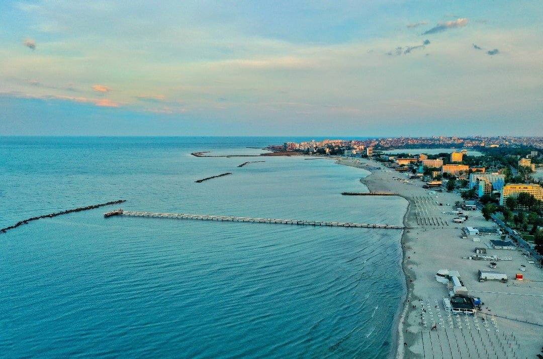 Ce se va întâmpla cu Marea Neagră sub influența schimbărilor climatice? Oceanele devin tot mai acide și nivelul lor crește îngrijorător