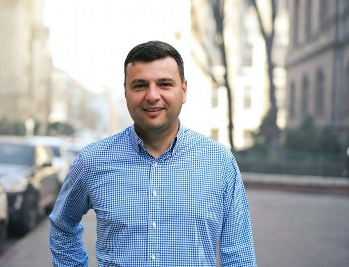 Sergiu Bîlcea, despre moţiunea USR-AUR: „Mă întreb ce simt  oamenii de bună credință care au crezut în drumul european al USR”