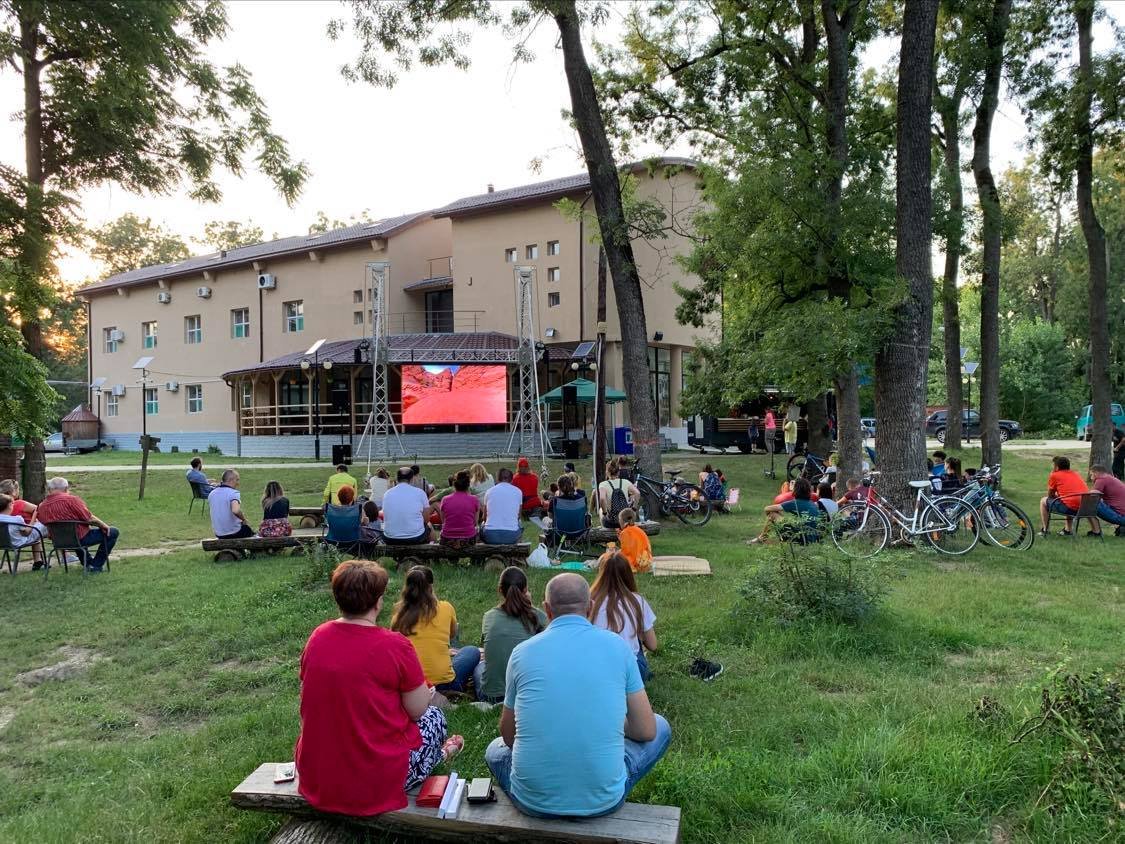 „România Sălbatică”, vizionare în PREMIERĂ la Arad, la Centrul de Vizitare Ceala din Parcul Natural Lunca Mureșului