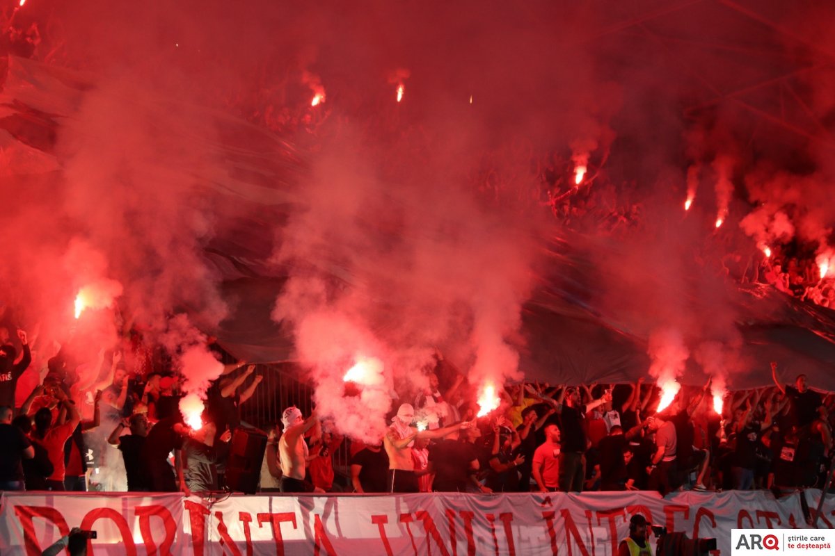 DERBY adevărat: UTA-Rapid 2-2, într-o atmosferă incendiară (FOTO)