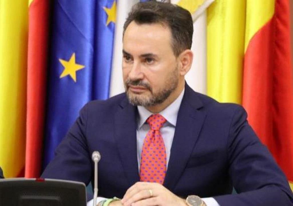 Europarlamentarul Gheorghe Falcă a obţinut un nou mandat de vicepreşedinte al PNL la nivel naţional