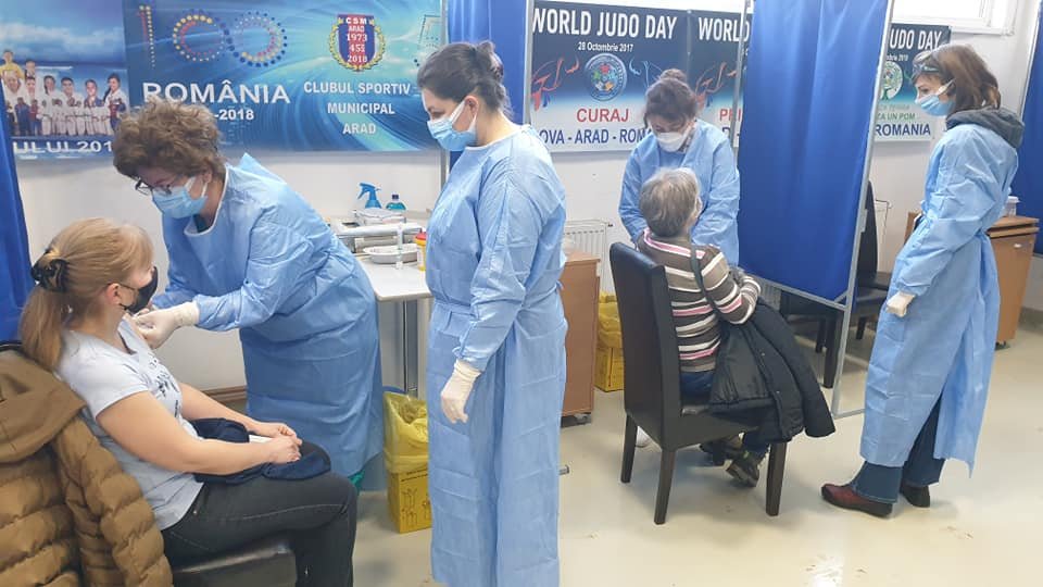 Program prelungit la centrul de vaccinare din Grădiște; cum funcţionează celelalte centre din municipiu