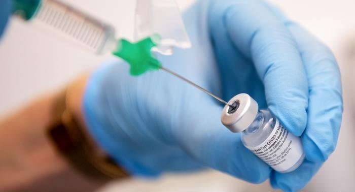 Persoanele vaccinate în afara țării cu seruri precum Sinopharm sau Sputnik se pot imuniza și cu cele folosite în România
