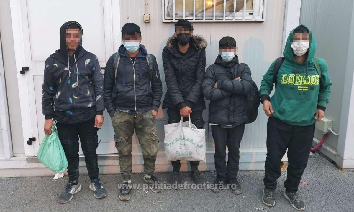 15 migranți depistați de polițiștii de frontieră arădeni în tentativă de trecere ilegală a graniței spre statul vecin