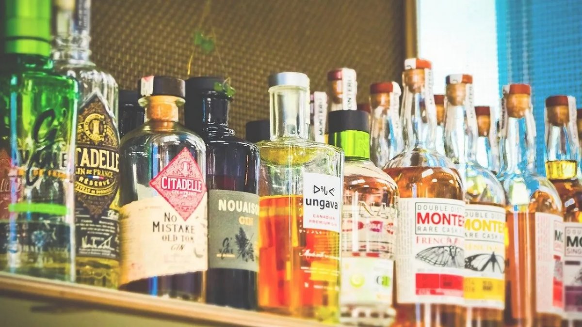 România, pe locul 10 în Europa la consumul de alcool pur. Un român consumă anual 11 litri de alcool pur