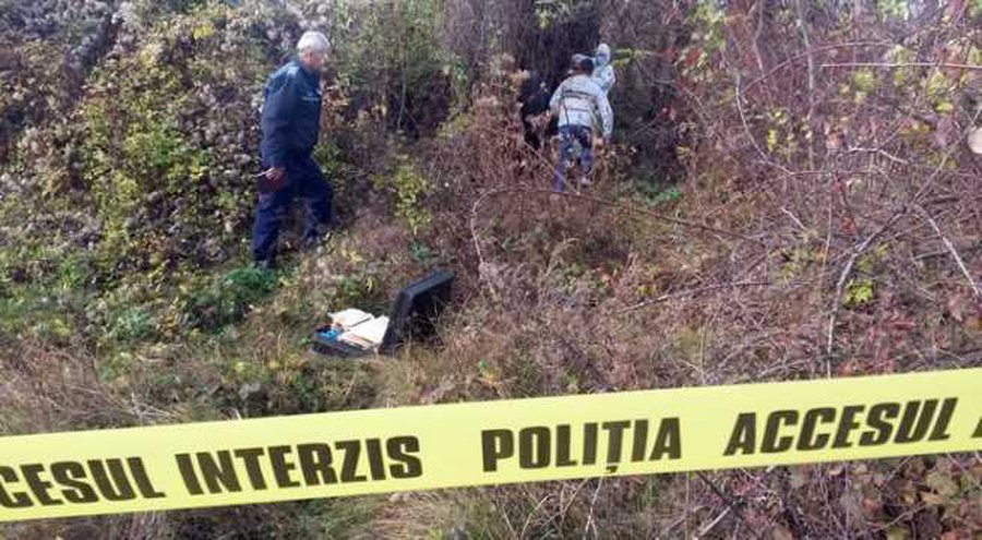 Cadavrul secționat al unui copil a fost găsit lângă cimitirul din Bujac  / UPDATE: Moartea a fost provocată de o lovitură în cap