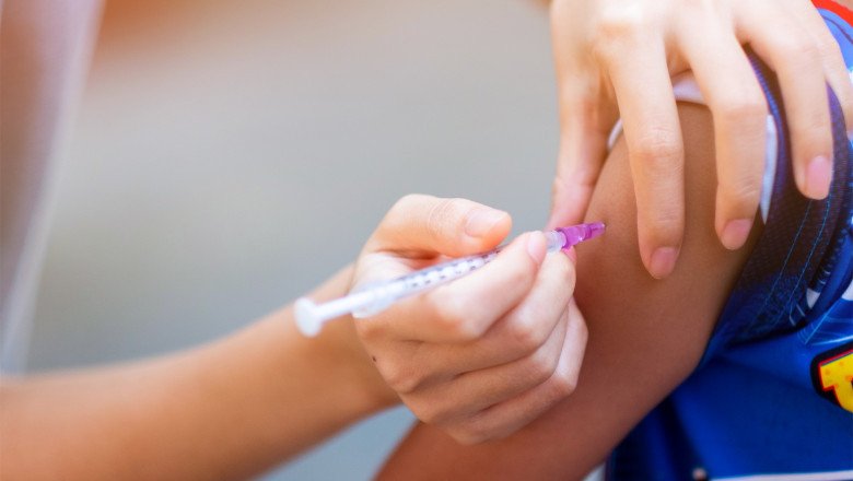 Primăria anunţă că începe vaccinarea copiilor între 5 şi 11 ani; în municipiu mai rămân deschise două centre de vaccinare