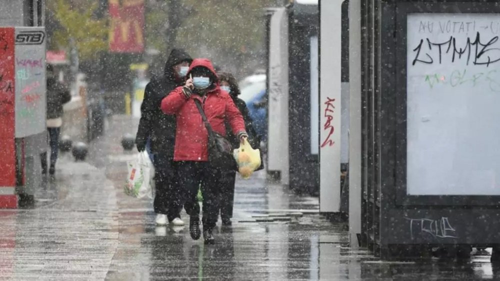 Vremea se menține RECE în toată țara! Ce VALORI se vor atinge în Capitală și când va NINGE