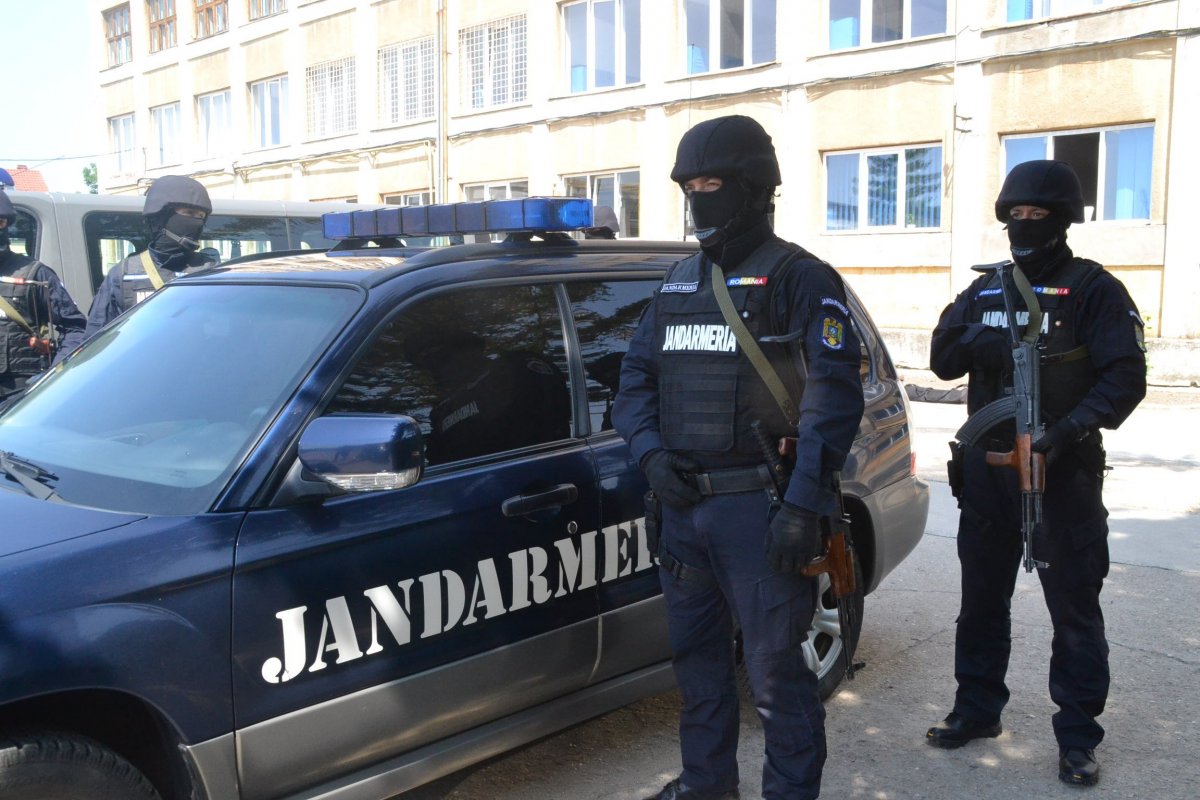 Jandarmii arădeni au asigurat ordinea publică la mai multe evenimente ce s-au derulat anul trecut
