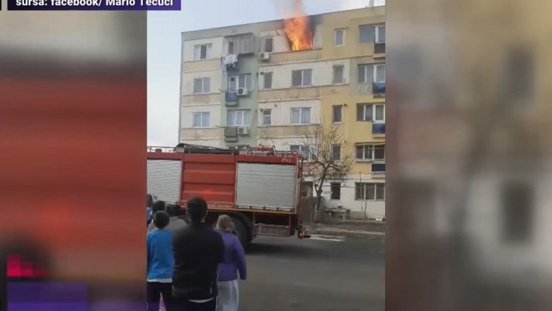 Au vrut să facă grătar în apartament şi au dat foc blocului