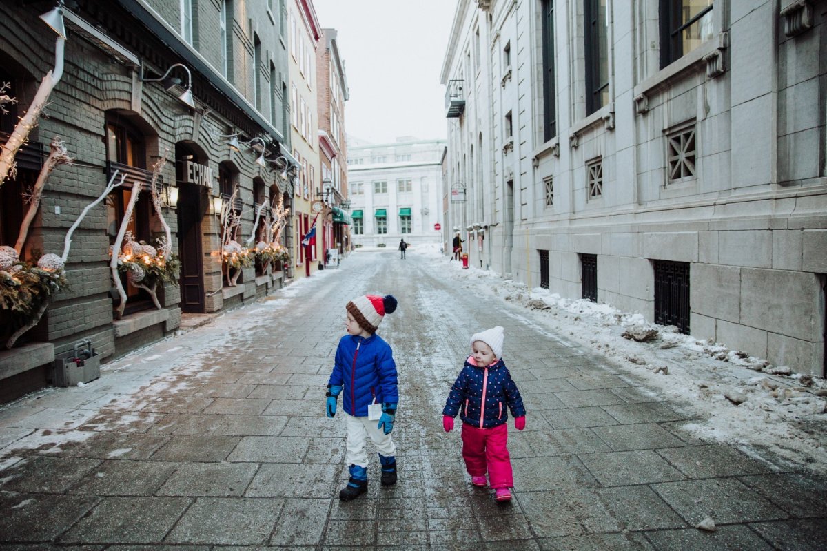 Călduroase și la modă - cizme de zăpadă pentru copii și adolescenți