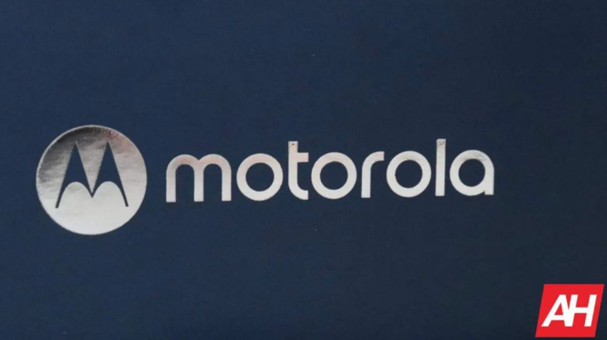 Motorola Moto Edge 30 Pro va fi lansat în această lună