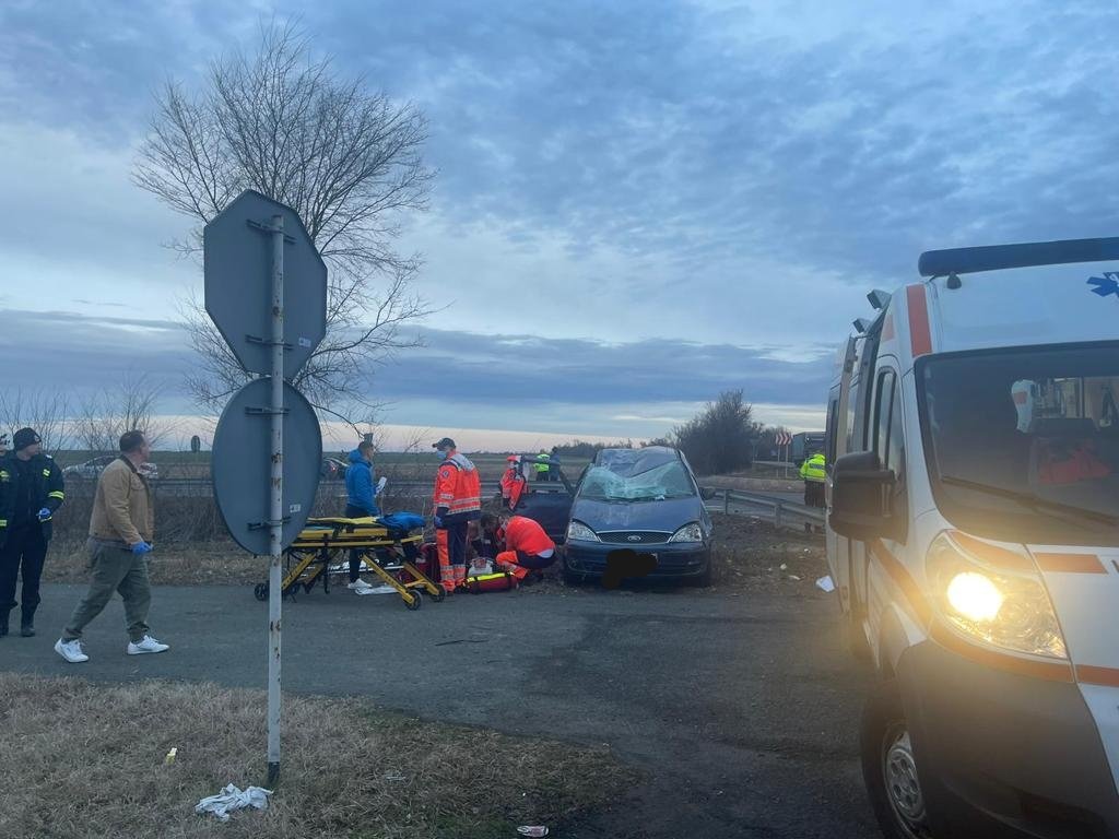 Un copil a murit în urma unui accident pe drumul Arad-Oradea