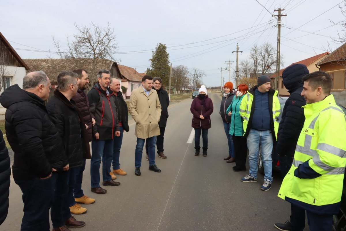 Drumul Curtici-Macea-Sânmartin a fost finalizat; astăzi a început recepţia lucrărilor