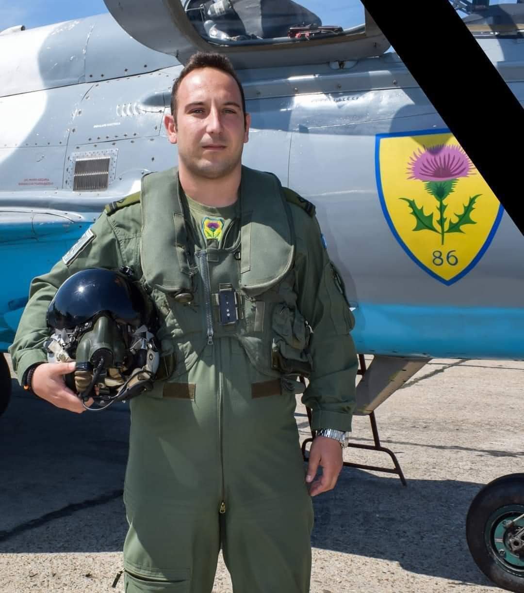 Un MiG 21 LanceR şi un elicopter IAR 330-Puma aparţinând Armatei Române s-au prăbuşit în Dobrogea; ruşii sunt la 150 de kilometri, în Insula Şerpilor / UPDATE: Pilotul avionului prăbușit a fost găsit mort