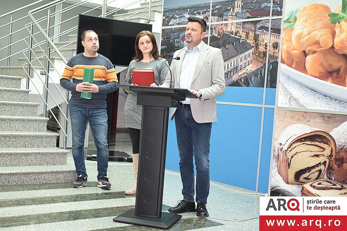Consiliul Județean Arad și-a prezentat oferta culturală și turistică a acestei veri