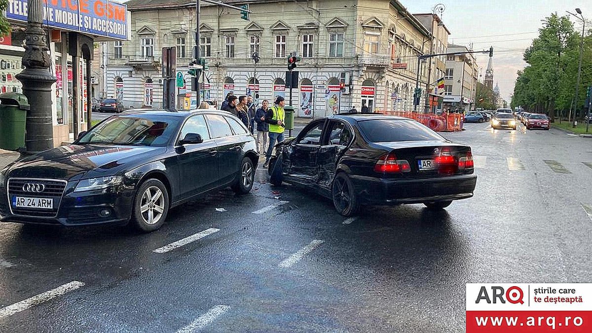 Accident cu BMW contra Toyota și o victimă colaterală numită Audi