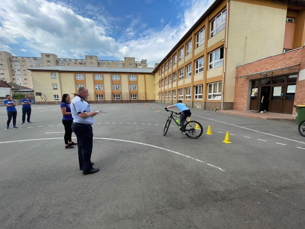 Concursul de educație rutieră, din nou în școlile arădene (FOTO)