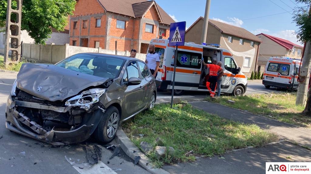 Accident cu cinci răniţi în municipiu (FOTO)