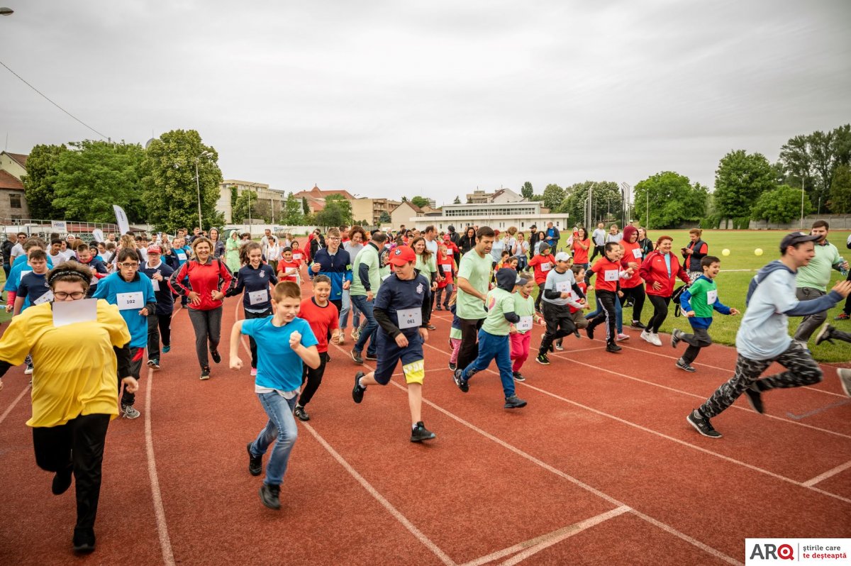 O zi specială pentru copiii speciali pe stadionul Gloria