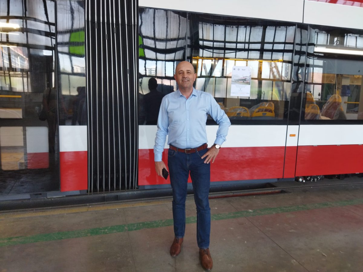 Lazăr Faur: „Vom continua să finanţăm achiziţia de tramvaie noi ca o prioritate pentru municipiul nostru” (FOTO)