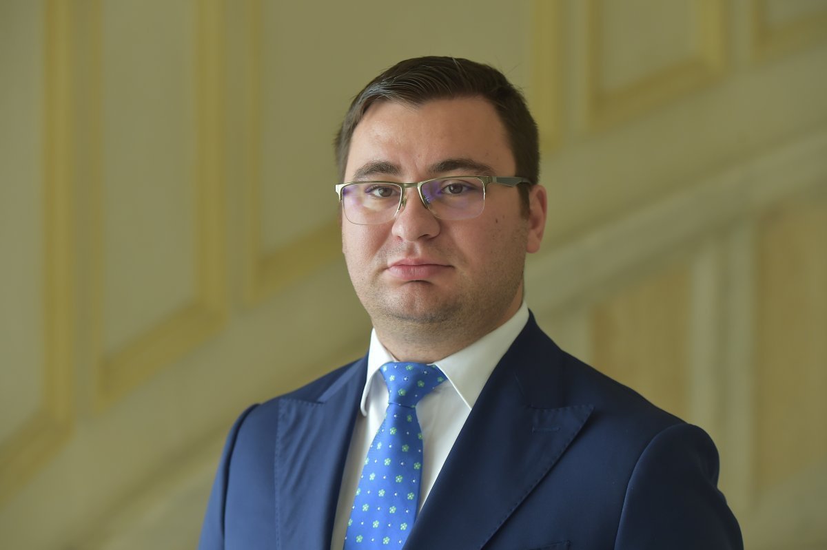 Glad Varga: „A fost pus la transparenţă proiectul de ordin privind aprobarea ghidului de finanțare a programului pentru dezvoltarea infrastructurii de reîncărcare pentru vehicule electrice”