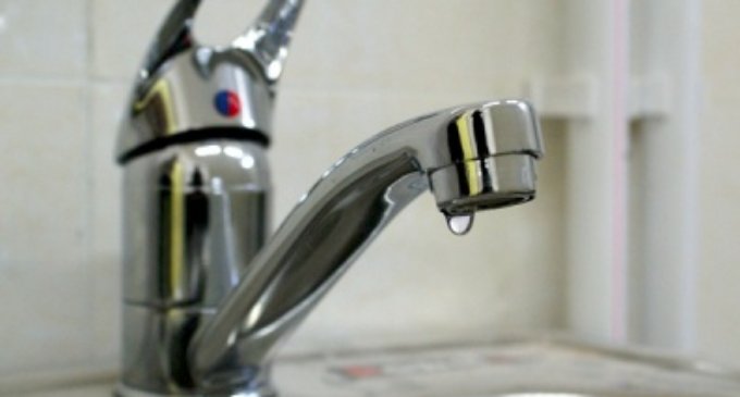 Furnizarea apei potabile va fi întreruptă în localitatea Covăsânț