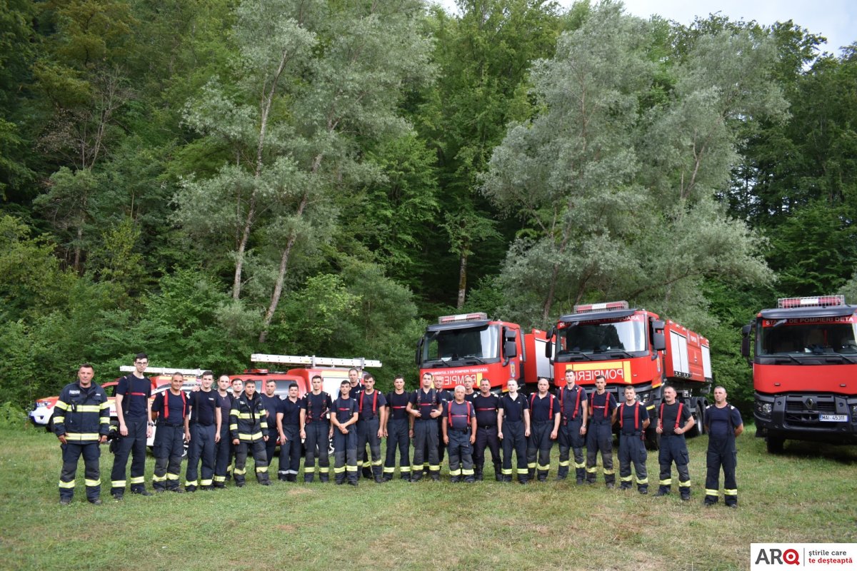 I.S.U. TIMIȘ - Acțiune simulare incendiu la Valea lui Liman (FOTO şi VIDEO)