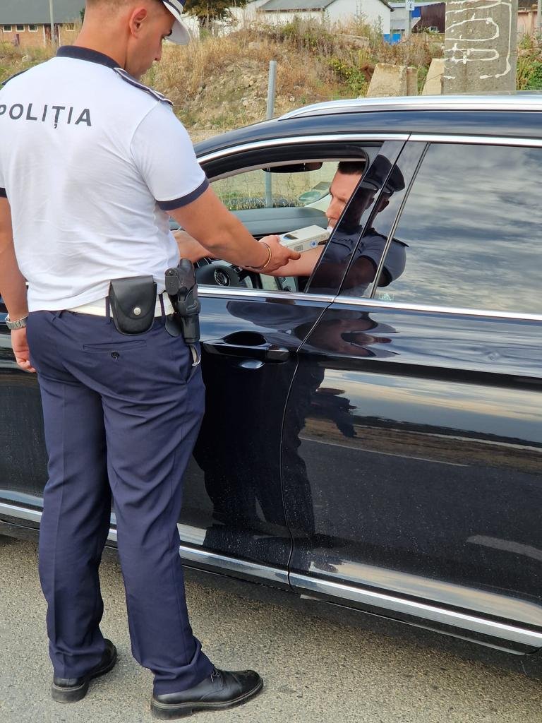 ACȚIUNE COMUNĂ PENTRU PREVENIREA CONSUMULUI DE ALCOOL ȘI DROGURI LA VOLAN, DESFĂȘURATĂ ÎN SISTEM INTEGRAT,  DE  POLIȚIȘTI ȘI REPREZENTANȚI AI AGENȚIEI NAȚIONALE ANTIDROG