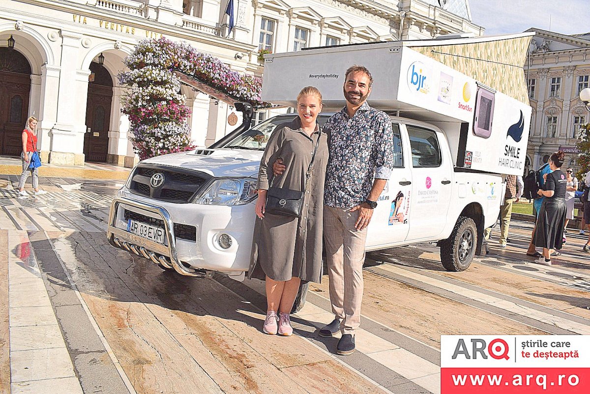 Alecsandra&Adrian: ”De la Arad la Cape Town și înapoi”