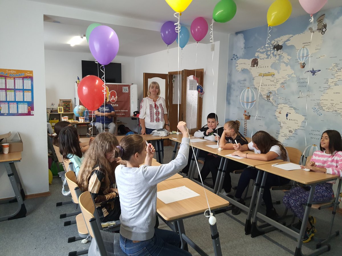 Asociatia Oaza din Arad derulează un program de tip after school la Centrul Educațional Oaza Copiilor