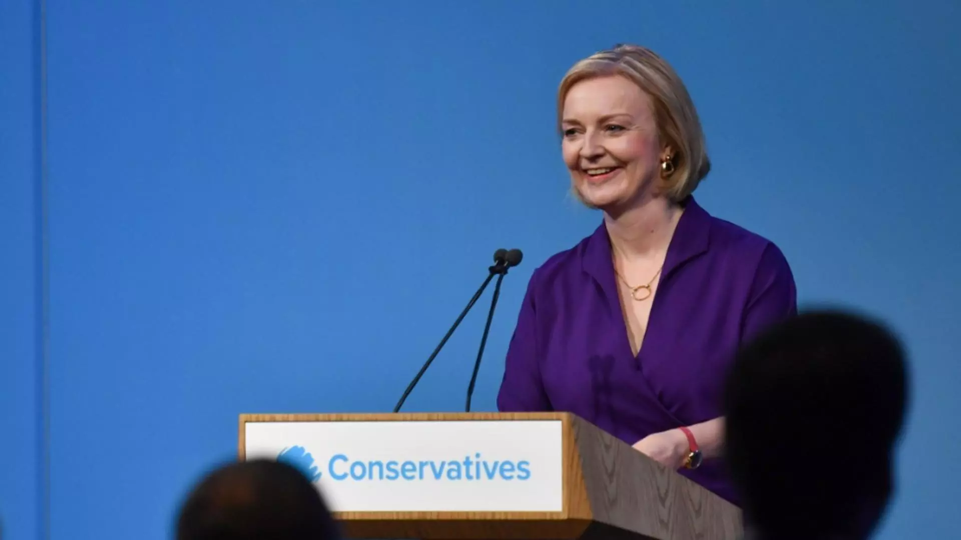 Schimbare la vârful politicii, în Marea Britanie - Liz Truss, noul premier și președinte al conservatorilor, în locul lui Boris Johnson