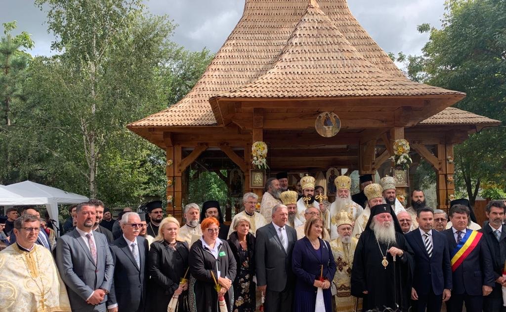 SLUJBA DE TÂRNOSIRE A PARACLISULUI UNIVERSITAR AL FACULTĂȚII DE TEOLOGIE ORTODOXĂ „ILARION V. FELEA”