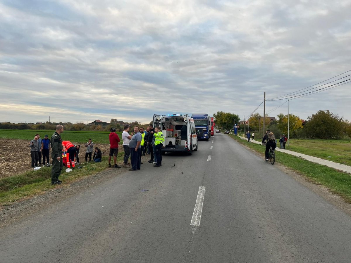 Bărbat de 29 de ani mort în urma coliziunii dintre o motocicletă și un TIR