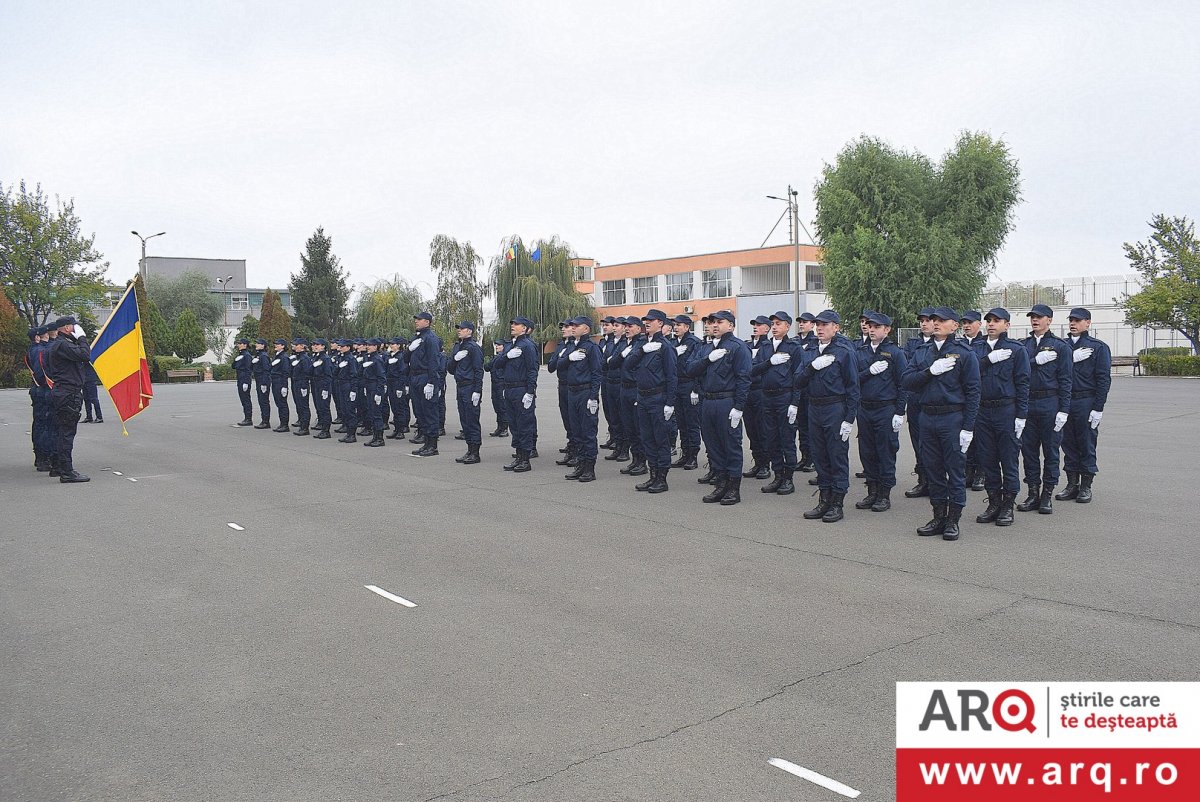 Festivitatea de depunere a jurământului militar de către elevii Școlii Naționale de Pregătire a Agenților de Penitenciare Târgu Ocna-structura de învățâmânt Arad