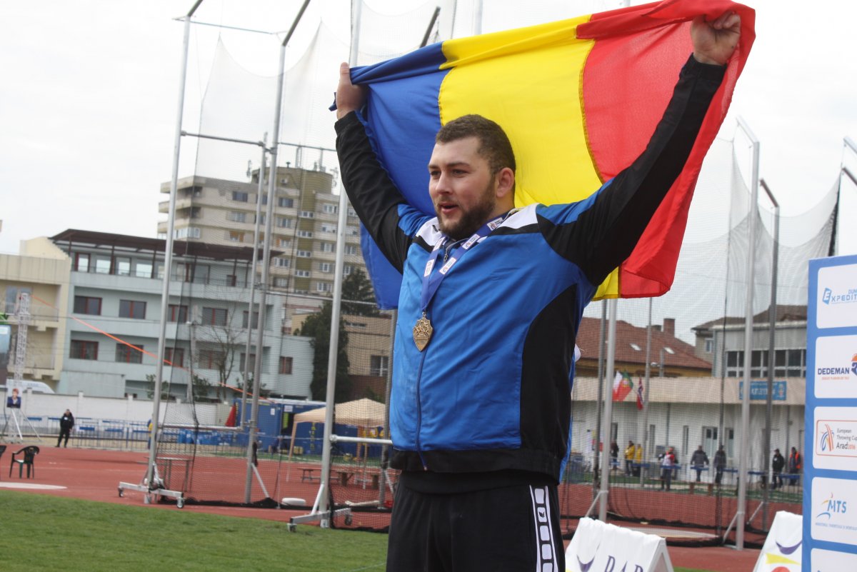 Arădeanul Andrei Gag a cucerit aurul Cupei Europei de Aruncări Lungi desfăşurată la el acasă (FOTO)