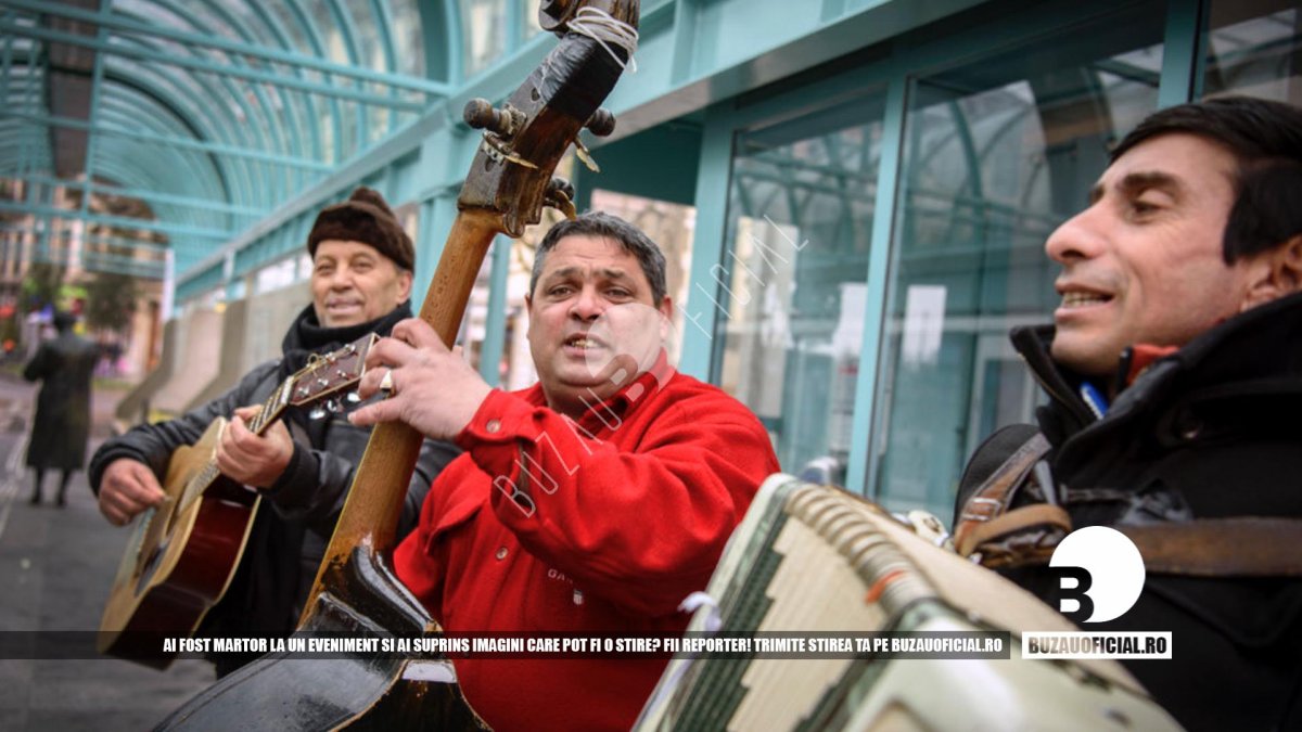 Un videoclip cu doi țigani români care cânta în tramvaiele din Geneva, a devenit viral