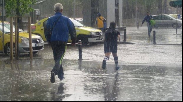 PROGNOZA METEO PE TREI LUNI. Cum va fi vremea de Paşte: precipitaţii abundente în lunile aprilie şi mai 